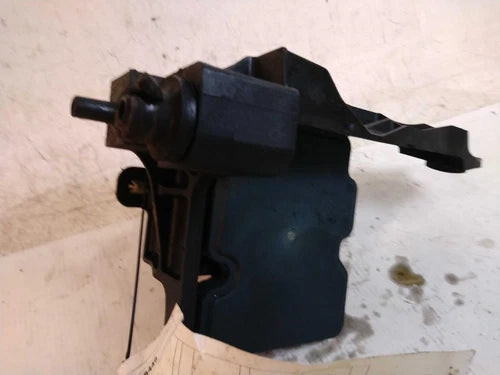 2016 Chevrolet Cruze VIN B 4TH Digit New Style Used OEM ABS Hydraulic Assembly used OEM ABS pump and module assembly