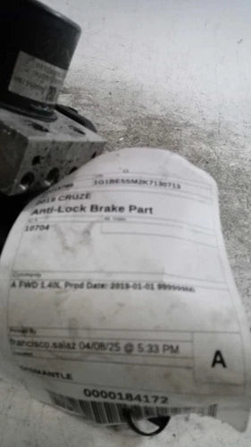 2019 Chevrolet Cruze Used OEM ABS Hydraulic Assembly used OEM ABS pump and module assembly