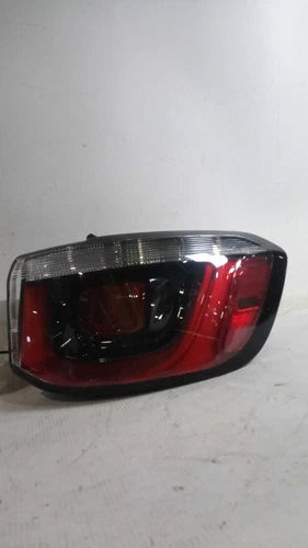 2018 Jeep Compass New Style Horizontal Rear Used OEM Right Tail Light Assembly used OEM tail light assembly