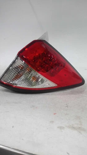 2021 Honda HR-V Quarter Mounted Right Used OEM Right Tail Light Assembly used OEM tail light assembly