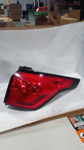 2019 Ford Escape Quarter Panel Mounted Brig Used OEM Right Tail Light Assembly used OEM tail light assembly