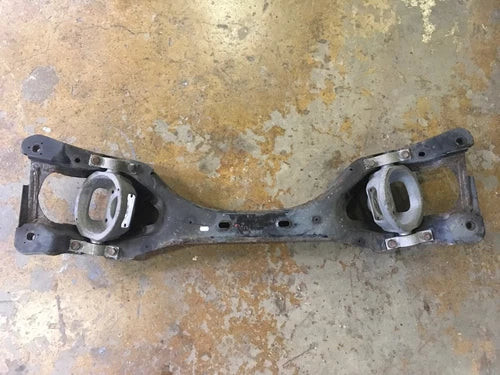 2004 PORSCHE CAYENNE REAR SUSPENSION CROSSMEMBER SUBFRAME SUPPORT CRADLE OEM+ used OEM subframe bracket and support