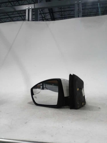 2014 Ford Focus Power W/Signal Painted Cap W/Heated Used OEM Left Door Mirror used OEM door mirror