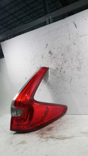 2018 Honda CR-V Quarter Mounted Right Used OEM Right Tail Light Assembly used OEM tail light assembly