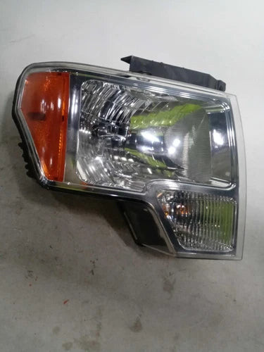2013 Ford F-150 Pickup Halogen Bright Bo Used OEM Right Headlight Assembly used OEM headlight assembly