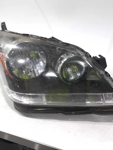 2006 Honda Odyssey Right Used OEM Right Headlight Assembly used OEM headlight assembly