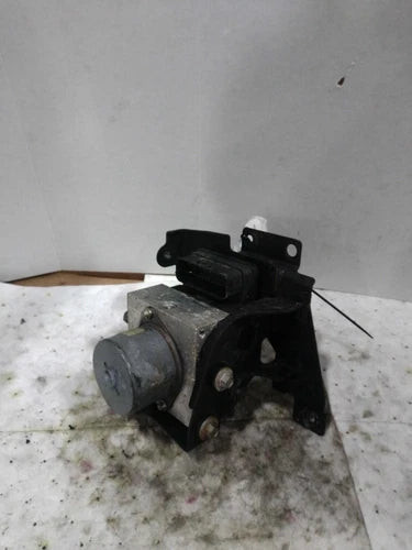 2015 Mazda Cx-9 Used OEM ABS Pump and Motor Assembly used OEM ABS pump and module assembly