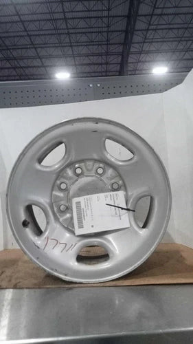 2018 Chevrolet Express 2500 Van 8 Stud Used OEM Wheel used OEM wheel