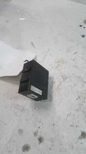 2015 Subaru Forester Door Power Liftgate Cont Used OEM Liftgate Control Module used OEM control module
