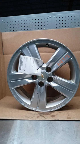 2022 Chevrolet Trax 16X6-1/2 Aluminum Opt Rrz Used OEM Wheel used OEM wheel