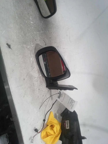 2011 Chrysler Town & Country Power Heated Painted Bo Used OEM Left Door Mirror used OEM door mirror