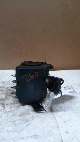 2020 Honda Fit ABS Hydraulic Orange Used OEM ABS Pumps & Modules used OEM ABS pump and module assembly