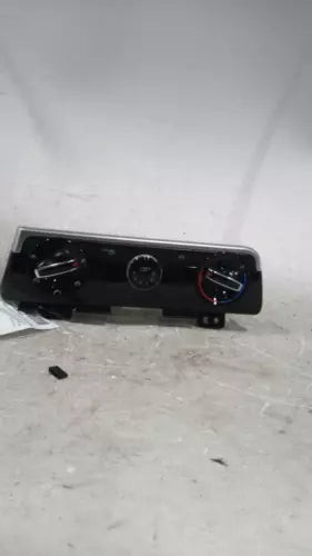 2021 Kia Seltos US Market Manual Temperature Cont Used OEM A/C Selector Switch used OEM A/C climate control module