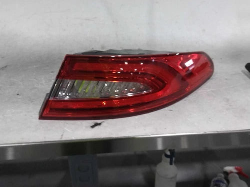 2014 Jaguar Xf Quarter Panel Mounted Right Used OEM Right Tail Light Assembly used OEM tail light assembly