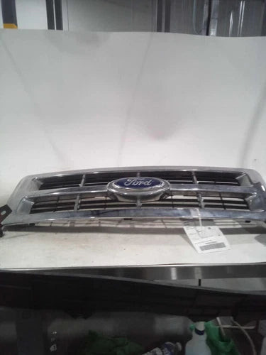 2010 Ford Escape Upper Chrome Upper Used OEM Upper Grille used OEM grille