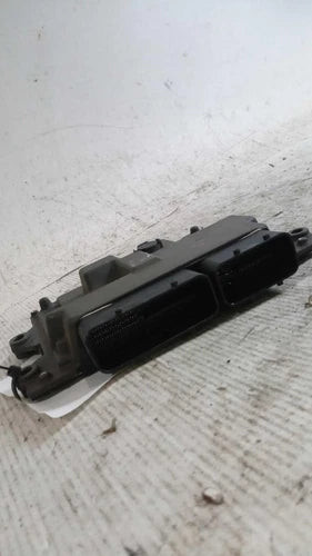 2023 Subaru Legacy Engine Control Module ECM 2.5L White Used OEM Engine Control Modules used OEM engine control module
