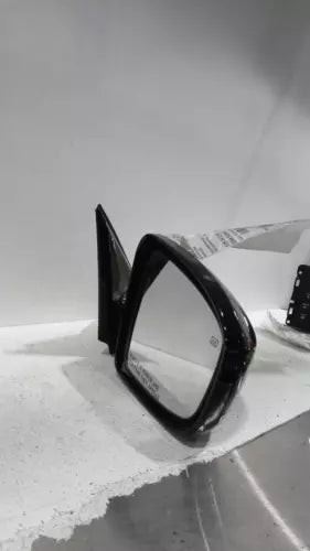 2014 Infiniti QX60 Right Black Scuffs Used OEM Door Mirrors used OEM door mirror