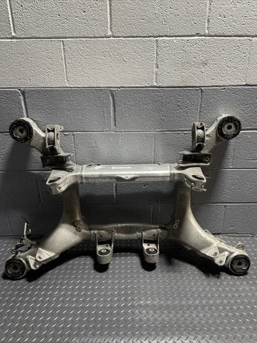 2014-2022 BMW 740i G12 Cross Member Subframe Rear Axle OEM used OEM rear subframe and crossmember