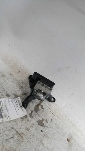 2017 BMW X1 2.0L 28IX W/O La Used OEM ABS Pump and Motor Assembly used OEM ABS pump and module assembly