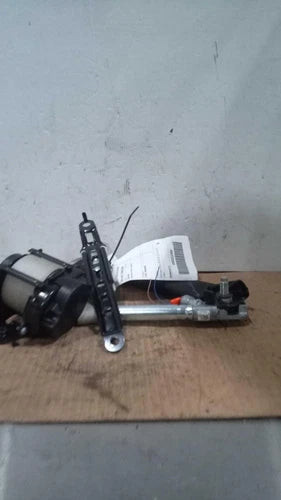 2017 Nissan Rogue Sport Bucket Driver Retr Used OEM Front Left Seat Belt Front used OEM seat belt