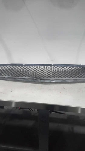 2011 Chevrolet Traverse W/O Special Edition Black Mesh G Used OEM Upper Grille used OEM grille