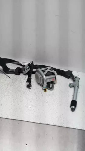 2013 Kia Optima Bucket Seat US Built Pass Used OEM Front Right Seat Belt Front used OEM seat belt