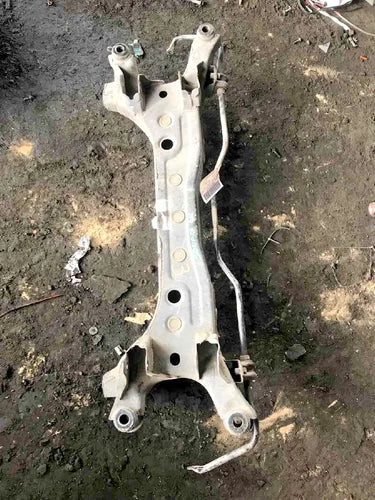 2006-2010 Hyundai Sonata Azera Rear Crossmember Subframe Engine Cradle Oem used OEM rear subframe and crossmember