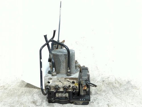 2010 Nissan Versa 1.6L W/O AC Gr Used OEM ABS Pump and Motor Assembly used OEM ABS pump and module assembly