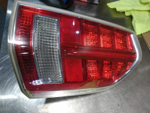 2014 Chrysler 300 W/O Rear Fog Lamps W/O Sm Used OEM Right Tail Light Assembly used OEM tail light assembly