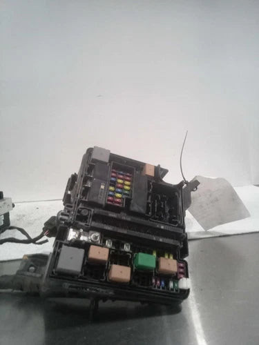 2019 Hyundai Sonata Used OEM Fuse Box Cabin used OEM interior fuse box