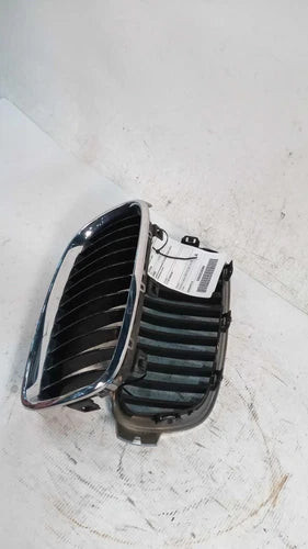 2016 BMW 320I without M-Aerodynamic Pac Used OEM Front Center Lower Grille used OEM grille