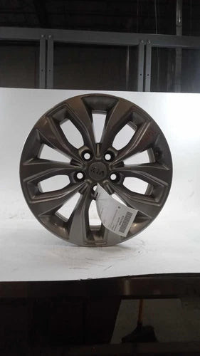 2021 Kia Sedona 17X6-1/2 Alloy 10 Spoke Used OEM Wheel used OEM wheel