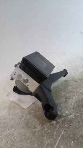 2017 MINI Countryman ABS Pump Motor Black Used OEM ABS Pumps & Modules used OEM ABS pump and module assembly