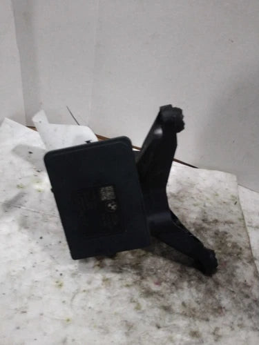 2017 MINI Countryman Used OEM ABS Hydraulic Assembly used OEM ABS pump and module assembly
