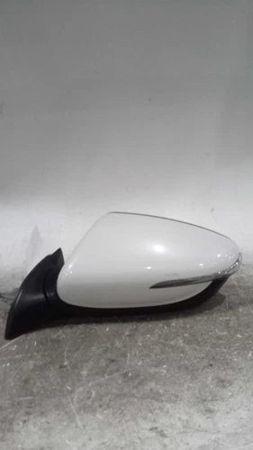 2016 Kia Forte Power Hatchback Power Folding W/O Cou Used OEM Left Door Mirror used OEM door mirror