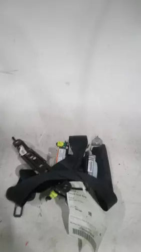 2021 Honda HR-V Passenger Retractor Front Used OEM Front Right Seat Belt Front used OEM seat belt