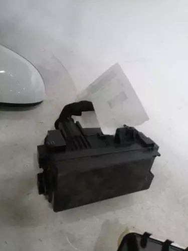 2015 Honda Accord Engine Compartment Sdn 2.4L Ex AT G Used OEM Fuse Box Engine used OEM engine fuse box