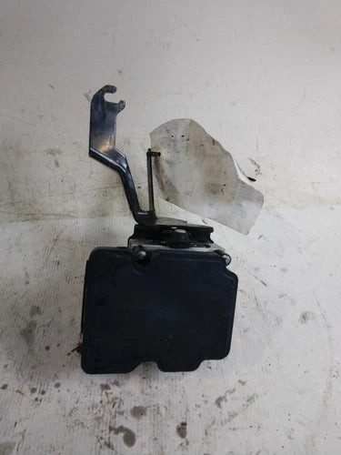 2019 Mazda Cx-3 W/O Automatic Braking Gr Used OEM ABS Hydraulic Assembly used OEM ABS pump and module assembly