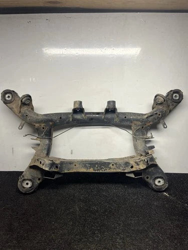 ☑️ 03-13 BMW E90 E92 E93 335I Rear Axle Subframe Crossmember Cradle Carrier OEM used OEM rear subframe and crossmember