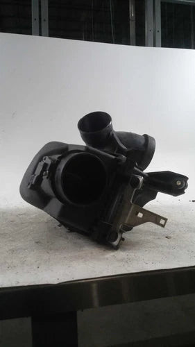2015 Acura Mdx Used OEM Air Cleaner Assembly used OEM air cleaner assembly