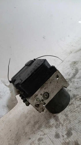 2016 Toyota RAV4 Actuator and Pump Assemb Used OEM ABS Pump and Motor Assembly used OEM ABS pump and module assembly