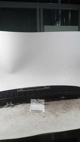 2016 Kia Soul Upper Gloss Black Finish Upper Used OEM Upper Grille used OEM grille