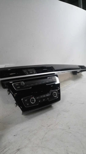 2022 BMW X2 Automatic Temperature Control W/Heate Used OEM A/C Selector Switch used OEM A/C climate control module