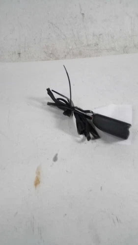 2015 Mitsubishi Outlander Passenger Buckl Used OEM Front Right Seat Belt Front used OEM seat belt