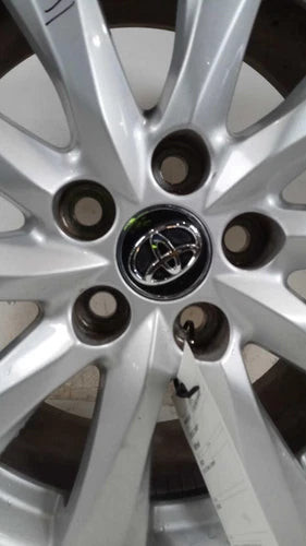 2018 Toyota Camry 17X7-1/2 Alloy 10 Spoke Used OEM Wheel used OEM wheel