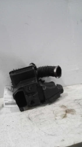2022 Nissan Sentra Used OEM Air Cleaner Assembly used OEM air cleaner assembly