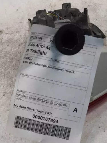 2006 Audi A4 Sdn Lid Mounted Rig Used OEM Right Inner Tail Light Assembly used OEM tail light assembly