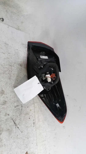 2018 Kia Forte Incandescent Sedan Quarter Pa Used OEM Left Tail Light Assembly used OEM tail light assembly