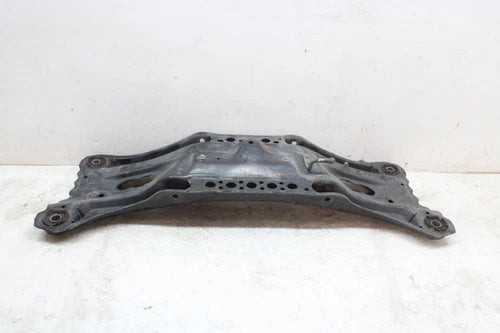 2014 CAMRY AVALON 2.5 REAR SUSPENSION SUB FRAME CRADLE 59696 OEM 12 13 15 16 17 used OEM rear subframe and crossmember