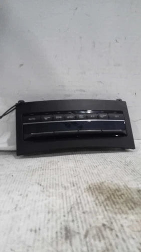 2016 Mercedes-Benz Mercedes E-Class 212 Type Sdn Used OEM A/C Selector Switch used OEM A/C climate control module